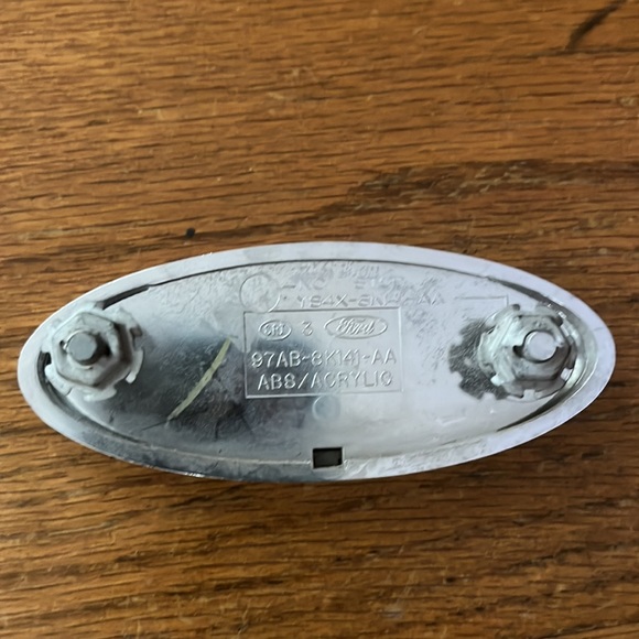 Ford Ford Blue Oval Front Emblem - Picture 2 of 6